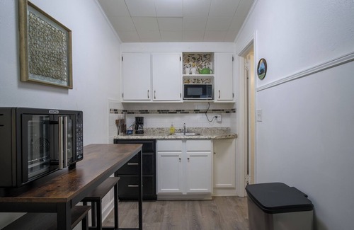 Flat Rock Condo | Cozy 1-bedroom condo in charming Flat Rock.