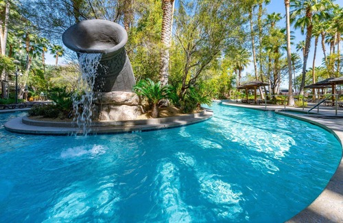 Las Vegas Condo | Cozy 1-bedroom condo with WiFi, AC in awesome Las Vegas on the main strip