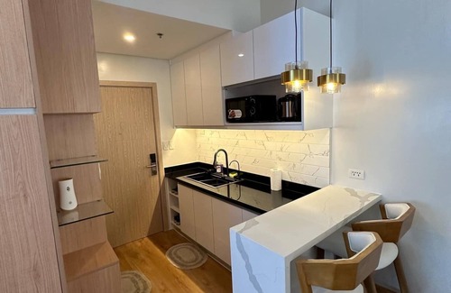 Marilao Condo | Cozy 1-bedroom condo with AC and WiFi in charming Marilao