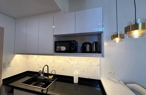 Marilao Condo | Cozy 1-bedroom condo with AC and WiFi in charming Marilao
