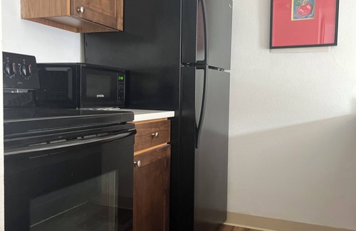 Panorama Heights Condo | Cozy 1-bedroom condo with pool, garage,and spa in awesome Boulder