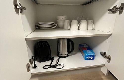 Regina Condo | Cozy 1-bedroom condo with WiFi, AC in amazing Regina