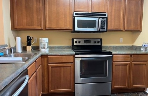 Terrytown Condo | Cozy 1-bedroom condo with WiFi, AC in tranquil Gretna