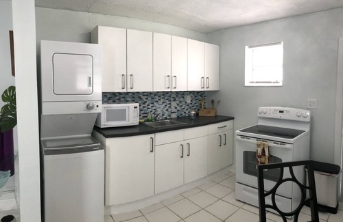 Buena Vista Cottage | Cozy 1 bedroom cottage - Z amazing heart of Miami