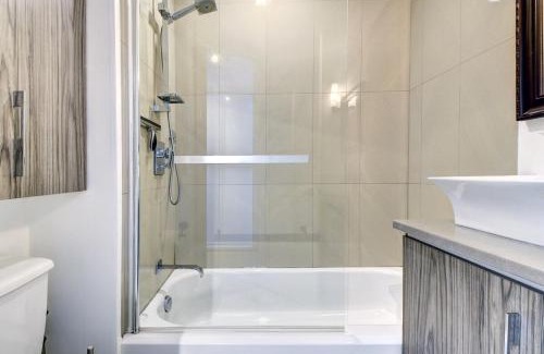 Mont-Tremblant Pedestrian Village Apartment | Cozy 1 Bedroom Domaine de la Montagne Tremblant
