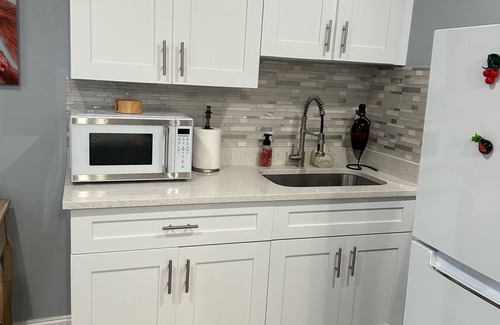 Buena Ventura Lakes Apartment | Cozy 1-Bedroom Guesthouse w/Community Pool