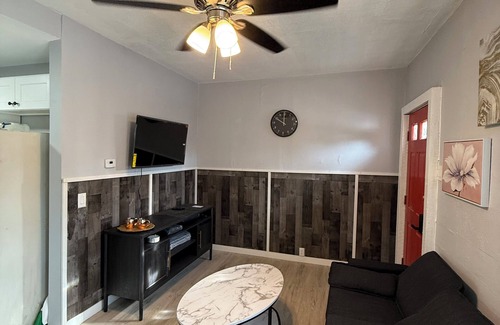 West Trenton Apartment | Cozy 1-Bedroom Hideaway – Comfort & Convenience