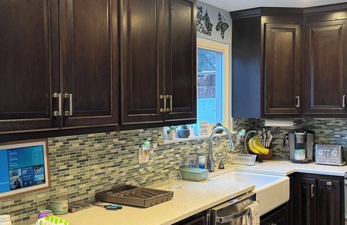 Broad Brook House | Cozy 1-bedroom house in charming South Windsor with AC, WiFi
