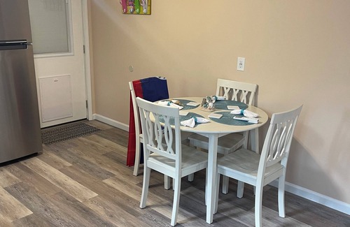 Circleville House | Cozy 1-bedroom home in Circleville with AC, Walking distance Hargus Lake.
