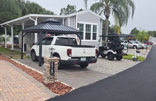 Four Corners House | Cozy 1-bedroom home with AC, pool, club house, and fitness room in Clermont