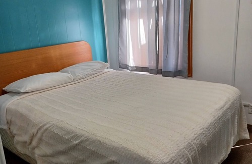 Dinosaur Hotel | Cozy 1-bedroom hotel in phenomenal Dinosaur with WiFi