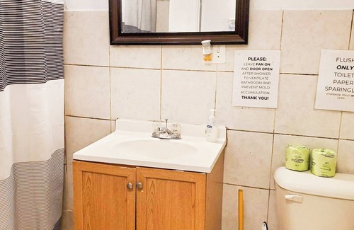 Ocean Hill House | Cozy 1-bedroom hotel with AC and WiFi in delightful Brooklyn