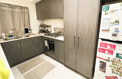 Kenwick House | Cozy 1-bedroom house in awesome Beckenham with WiFi, AC