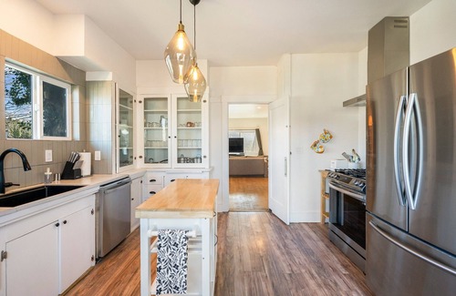 Richmond House | Cozy 1-bedroom House ~ Heart of Iconic Portland Hawthorne District!