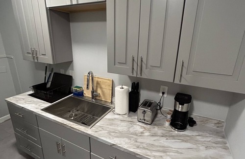 Lowell Apartment | Cozy 1 Bedroom Near UMASS Lowell