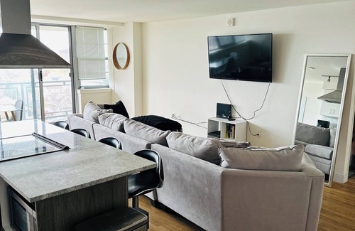 Wynnefield Condo | Cozy 1 Bedroom Oasis with Stunning Views & Easy Access to Attractions!