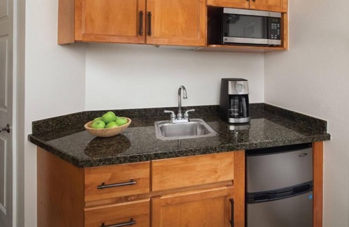 Palm Desert Villa | Cozy 1-bedroom resort with fitness room and AC in charming Palm Desert