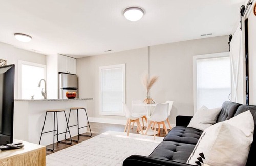 Columbus Apartment | Cozy 1-Bedroom Retreat ~ New Remodel, Fast Wi-Fi