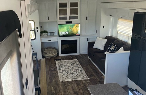 Lubbock House | Cozy 1-Bedroom RV Retreat with Pool Access