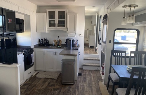 Lubbock House | Cozy 1-Bedroom RV Retreat with Pool Access