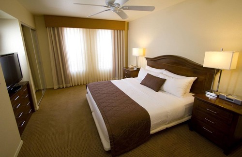 Northeast Santa Fe Resort | Cozy 1 Bedroom Standard Suite w/WiFi Included & Resort Pool