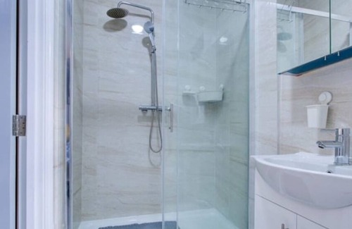 Gascoigne Apartment | Cozy 1-Bedroom Studio Apartment