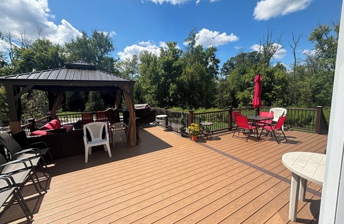 Finesville House | Cozy 1-bedroom suite with pool, and fitness room in a quiet neighborhood.