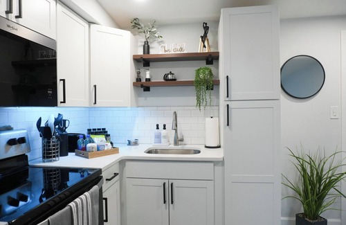 Bayonet Point Apartment | Cozy 1 bedroom suite-apartment.