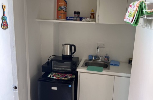 Downtown Nassau Apartment | Cozy 1 bedroom Suite in Downtown Nassau - 3 Min from the Beach