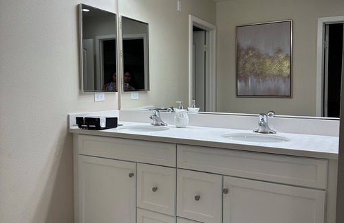 Upland House | Cozy 1-bedroom Townhome close to Claremont