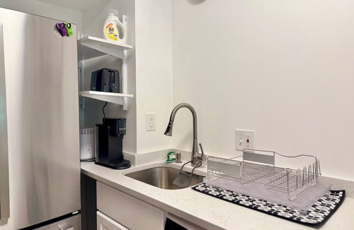 Bethesda House | Cozy 1-bedroom townhome in Bethesda nr NIH and Metro