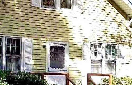 East Stroudsburg Apartment | Cozy 1 bedroom apartment can sleep 4 queen size bed couch in living room