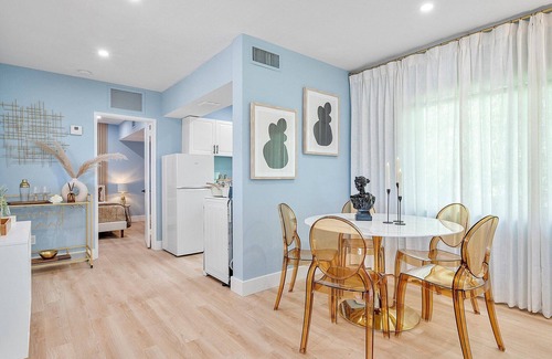 Las Olas Isles Condo | Cozy 1-bedroom condo in beautiful Las Olas Blvd & Beach, Free Parking