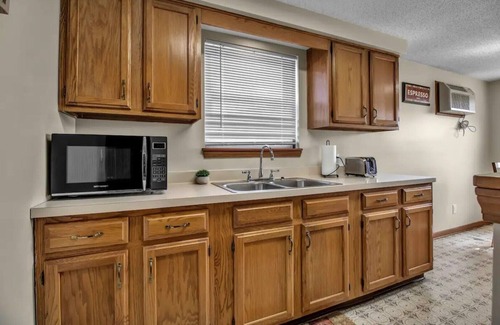 Niagara Falls Apartment | Cozy 1 bedroom apartment with free parking