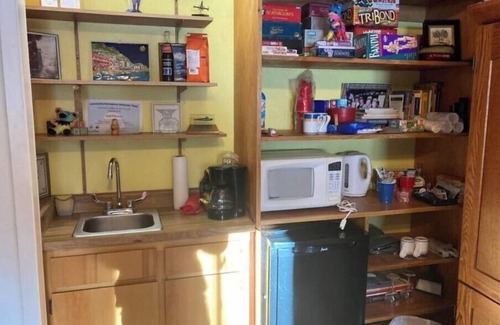 Ponderosa Palisades House | Cozy 1-bedroom with loft in charming Truckee with WiFi