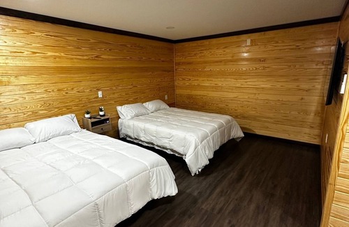 Timpson Hotel | Cozy 1-bedroom with WiFi and AC in charming Timpson