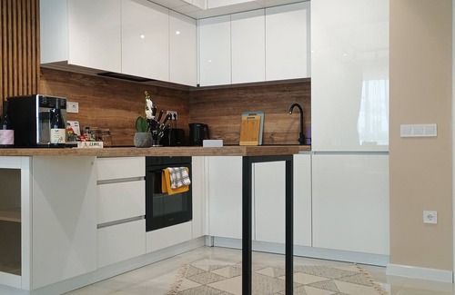 Iskar Apartment | Cozy 1-bedroom with WiFi and AC close to Sofia airport, IEC + private green yard