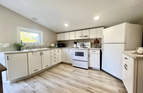 Mannsville Apartment | Cozy 1 BR/1 BA Apartment - Sleeps 4!