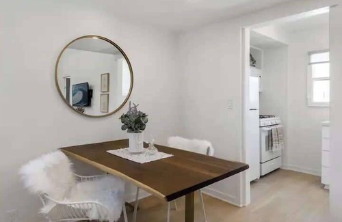 Little Italy House | Cozy 1 BR Casita Overflowing with Natural Light!