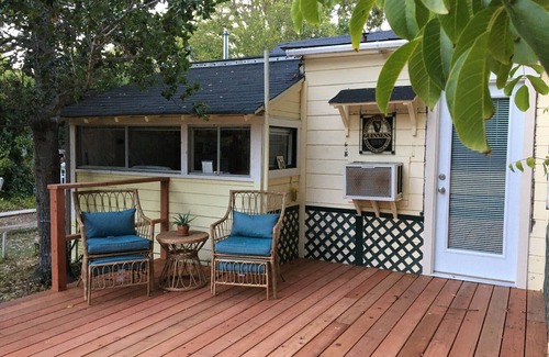 Sonoma Cottage | Cozy 1 BR Cottage 2 Block Stroll to Sonoma Plaza.