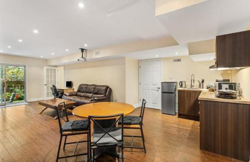 Vaughan Apartment | Cozy 1-BR, with Private Patio