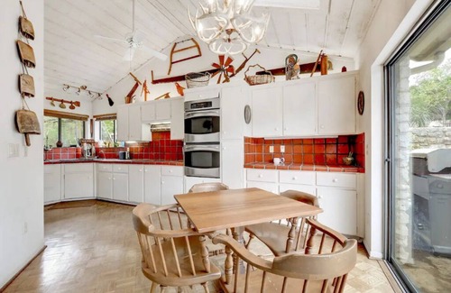 Greenshores House | Cozy 1970's Texas Ranch