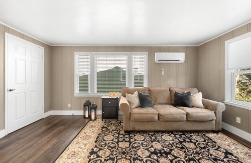 Southeastern Sacramento House | Cozy 1bdr/1br home near downtown
