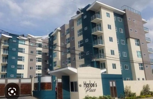 Kingston Apartment | Cozy 1bed apt with balcony, pool in the heart of Kgn