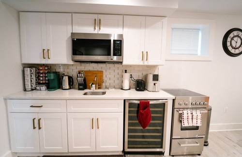 Park View House | Cozy 1BR/1BA Retreat | Private Basement in DC