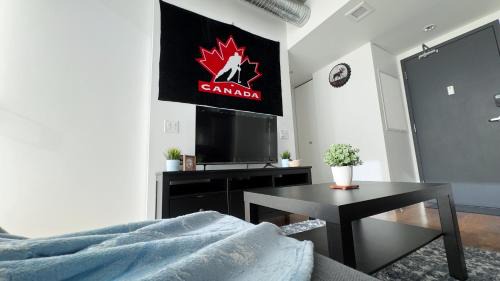 Downtown Winnipeg Apartment | Cozy 1BR Apt - Downtown Winnipeg