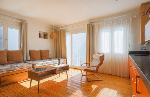 San Gil Apartment | COZY 1BR APT RECENTLY RENOVATED IN CITY CENTRE