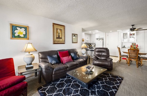 Oceanside Condo | Cozy 1BR Condo-Ocean View Bliss!
