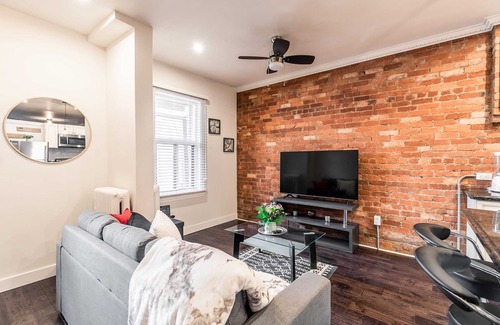 Central Hamilton Apartment | Cozy 1BR Condo on James Street North!