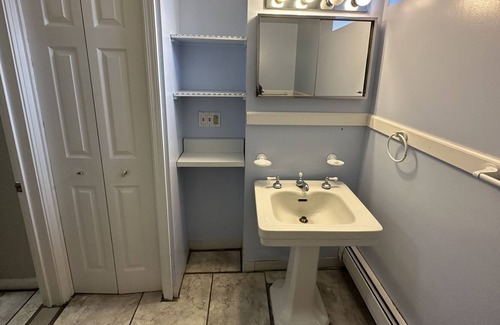 Altoona Apartment | Cozy 1BR, Great Location, Beautiful Neighborhood